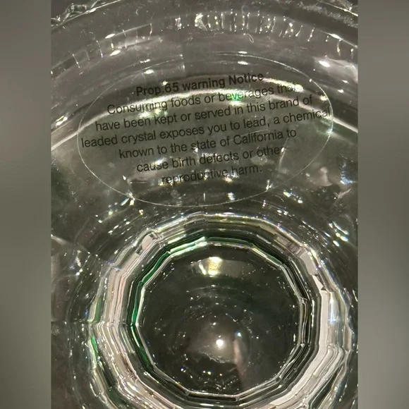 Marquis by Waterford Emerald Green Cut to Clear Starburst Pedestal Footed Bowl - Picture 5 of 7